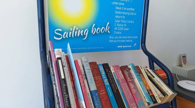 Obilazak zbirke Sailing Book u Marini Zadar